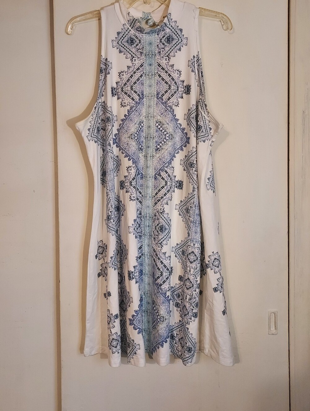 Altard State White Sleeveless Mini Dress with Blue Geometric Print Medium